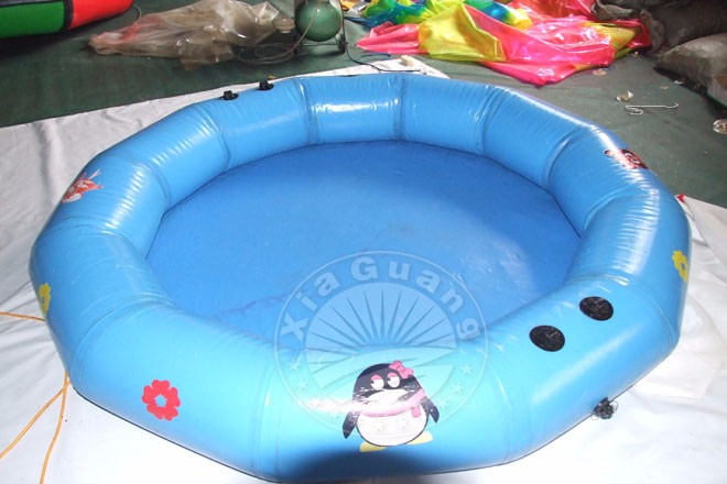 金沙企鹅充气水池